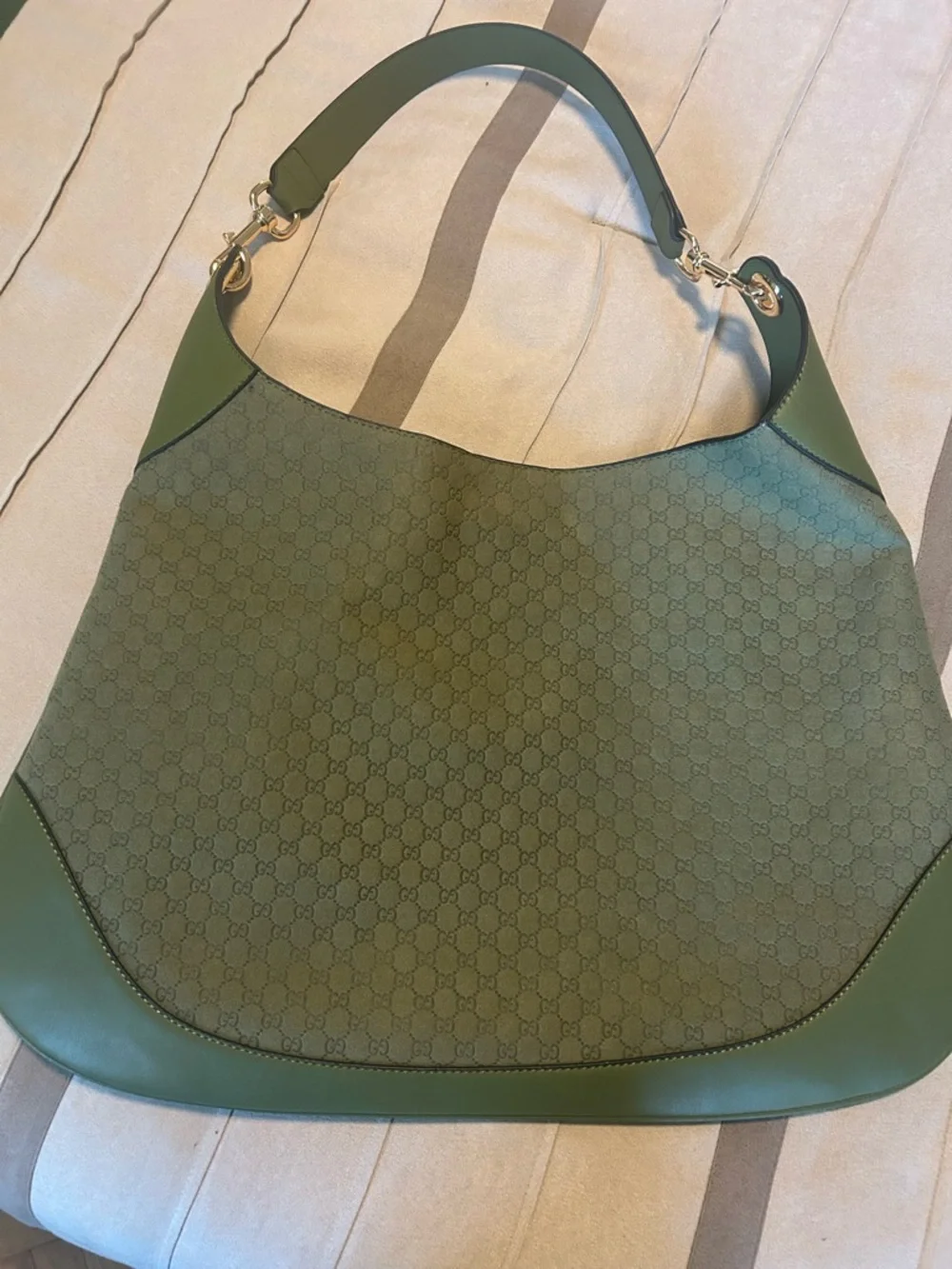 Gucci Olive Green suede Microguccissima B Large shoulder bag - Picture 2 of 6